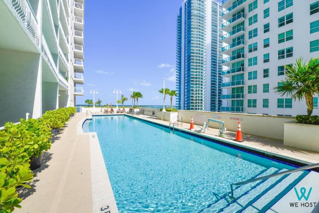 We Host - Amazing Condo Brickell With Ocean-Pool View Miami Luaran gambar